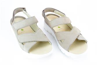 BEIGE SANDAAL VELCRO K-BREEDTE