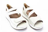 collectie damesschoenen - model BEIGE SANDAAL TOE HIEL