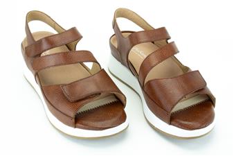 COGNAC SANDAAL 3 VELCRO