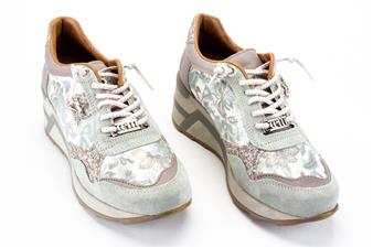 BLOEMEN SNEAKER SLEEHAK