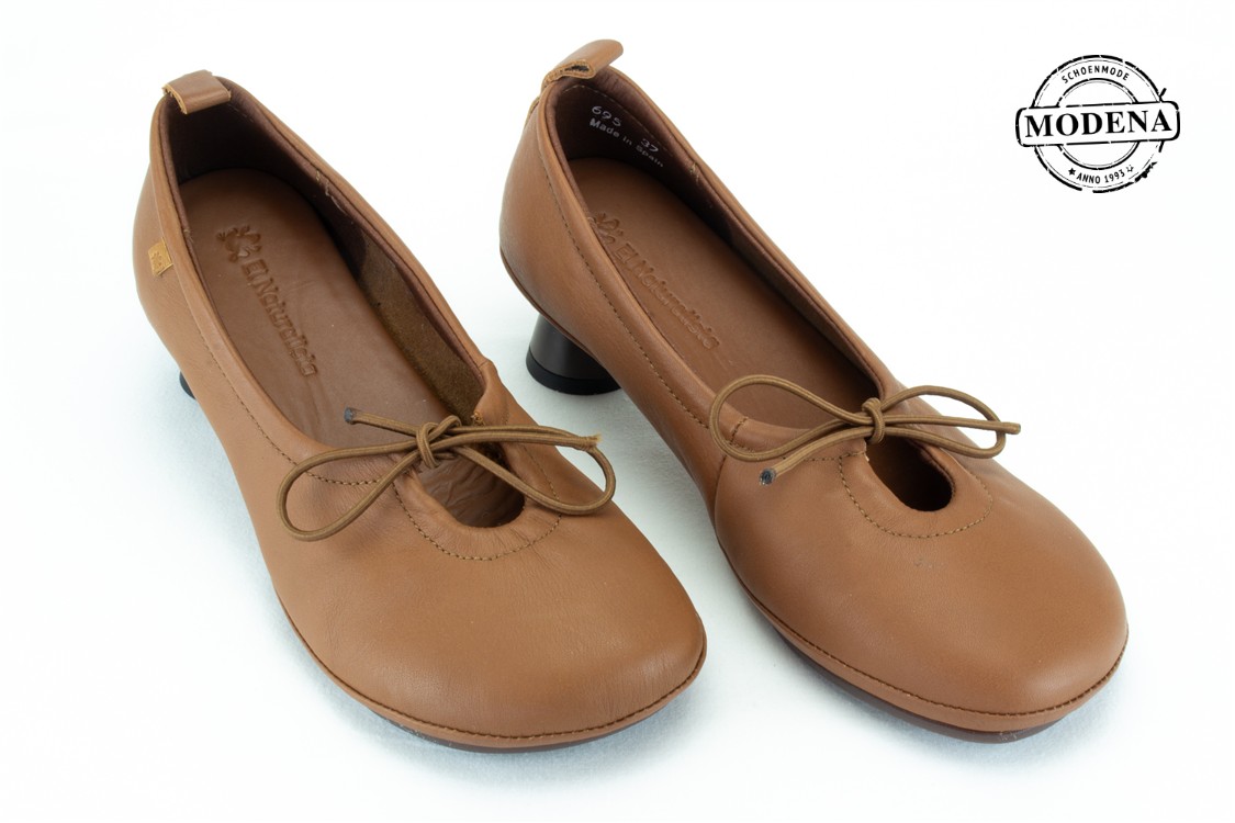Modena schoenmode - hak - camel strikschoen hak