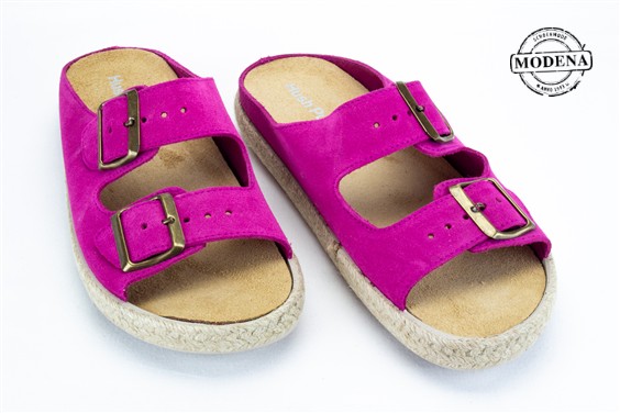 Detailpagina - Ander damesschoenen model: FUCHSIA SLIPPER 2 GESPEN