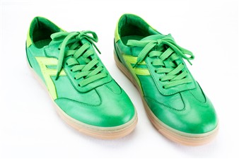 FELGROEN SNEAKER GROENE STREEP