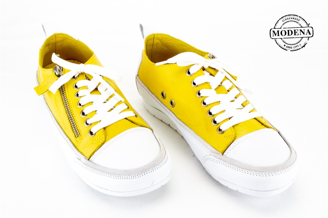 Modena schoenmode - lage witte boord - geel basket witte boord