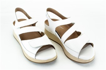 ECRU SANDAAL 3 VELCRO