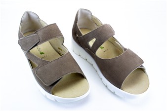 TAUPE SANDAAL TOE HIEL K