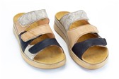 collectie damesschoenen - model ZWART MIX SLIPPER 3 VELCRO
