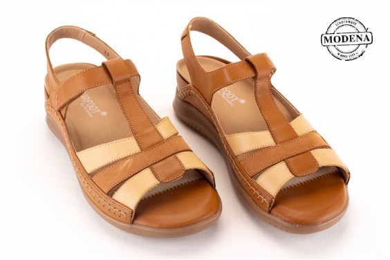 Detailpagina - Ander damesschoenen model: COGNAC MIX SANDAAL NATURFOOT