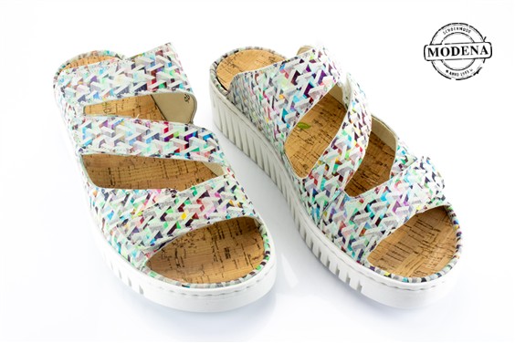 Detailpagina - Ander damesschoenen model: KLEURTJES SLIPPER 3 VELCRO