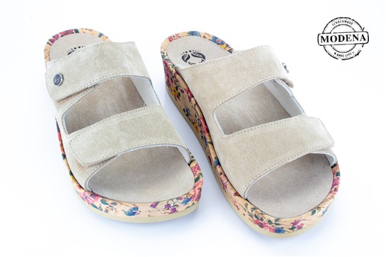 Detailpagina - Ander damesschoenen model: BEIGE SLIPPER BLOEM-KURKZOOL