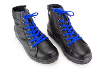 ZWART HOGE BASKET BLAUWE VETER