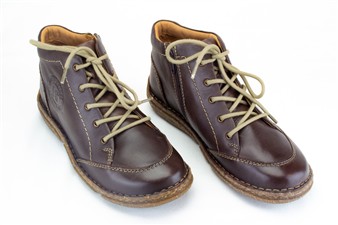 BRUIN HOGE VETER NEELE