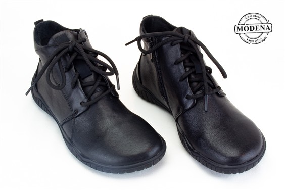 Detailpagina - Ander damesschoenen model: ZWART HOGE SOEPELE VETER