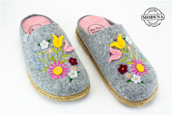 Detailpagina - Ander damesschoenen model: GRIJS BLOEMEN MUIL